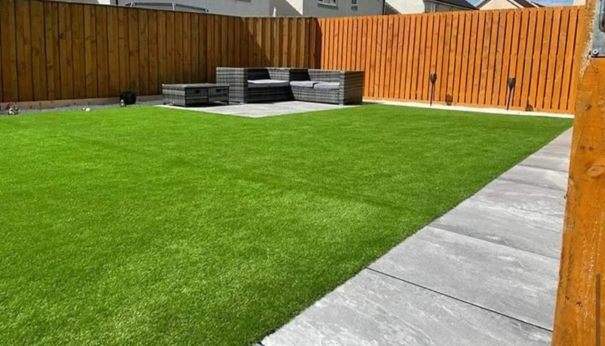 Artificial grass slae now on 1000+ sq meters - Image 1