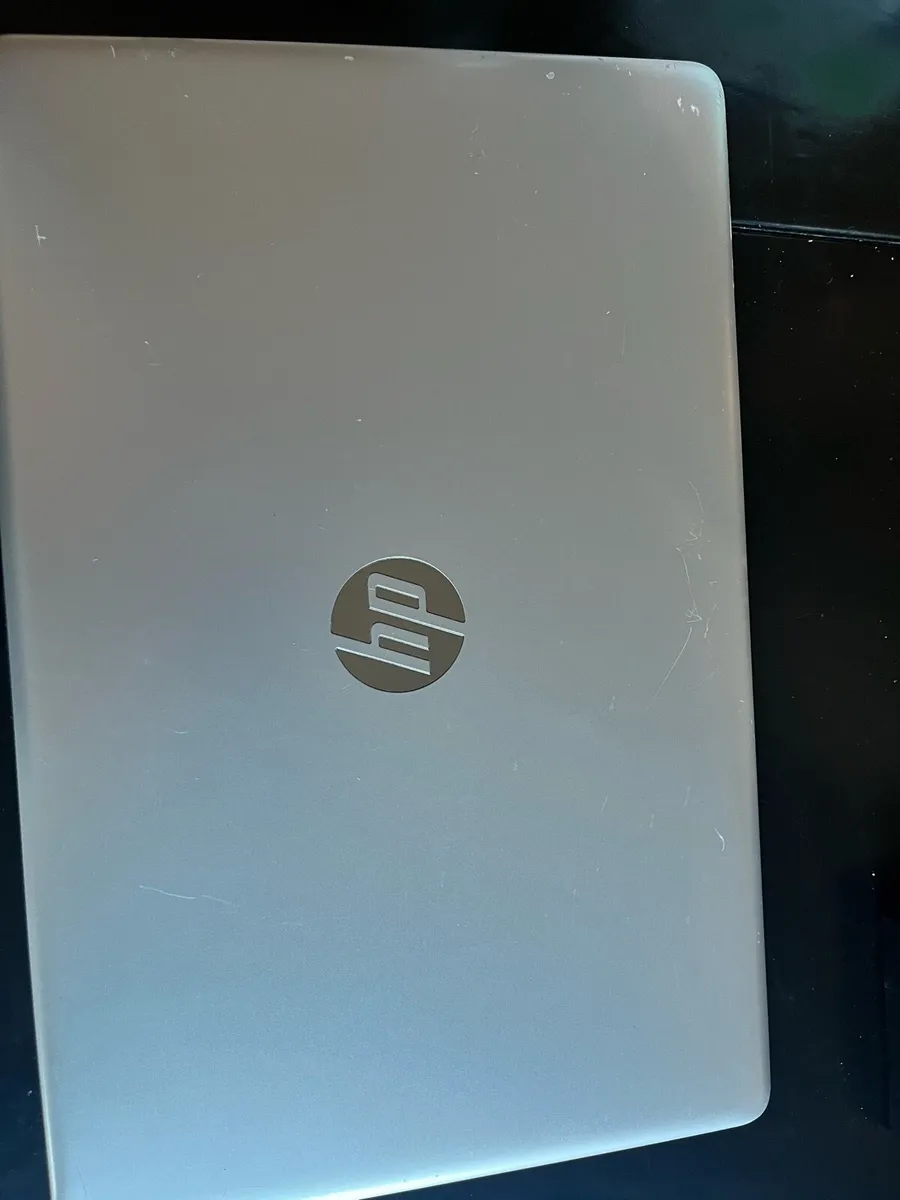 Hp touchscreen laptop - Image 1