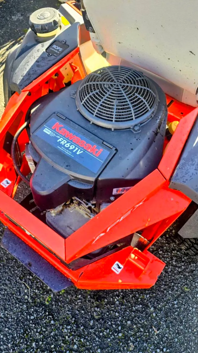 Ariens 52" commercial zero turn - Image 4