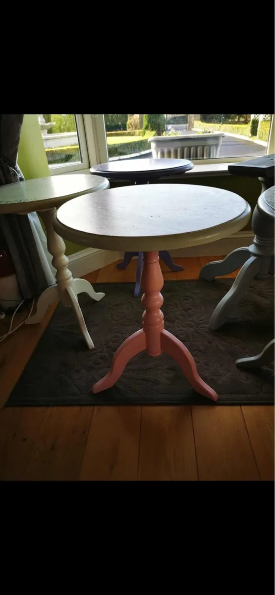 Pretty coloured Tables & Sugan Chaits - Image 2