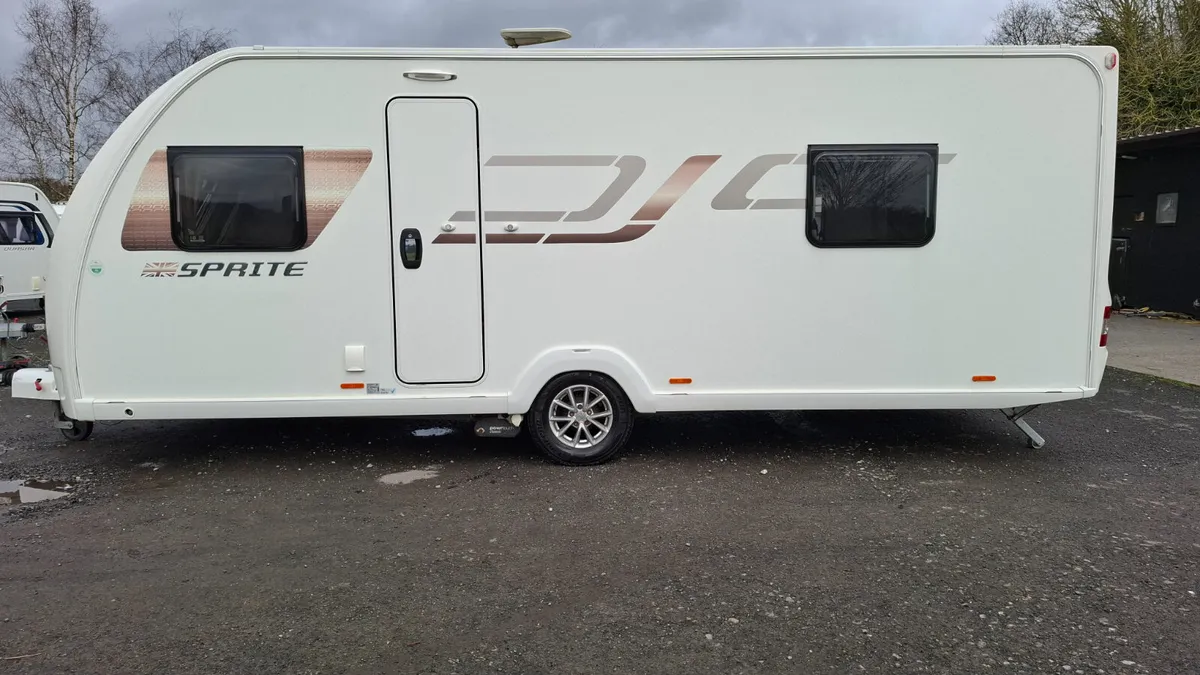 Swift Sprite Major end bedroom caravan - Image 3