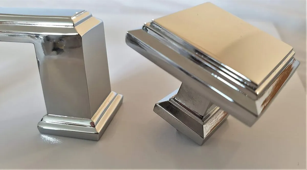 Set of 6 Art Deco Style Handles or knobs Boss Bar - Image 4