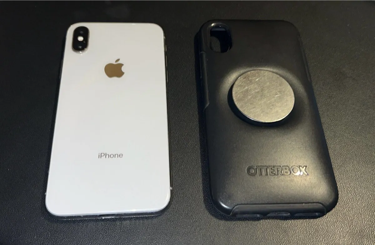 iPhone X 256gb storage with case - Image 1