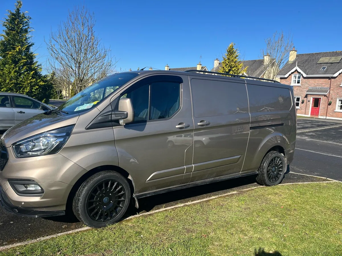 Ford transit custom - Image 1