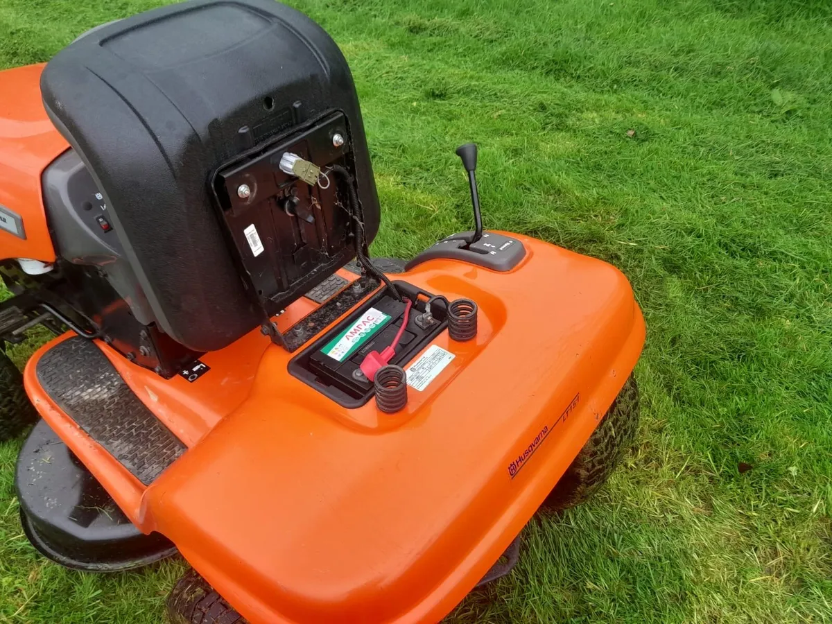 Husqvarna lt151 lawnmower - Image 4