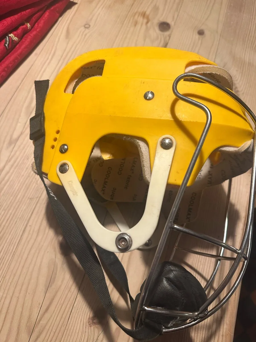 Cooper helmet yellow - Image 3