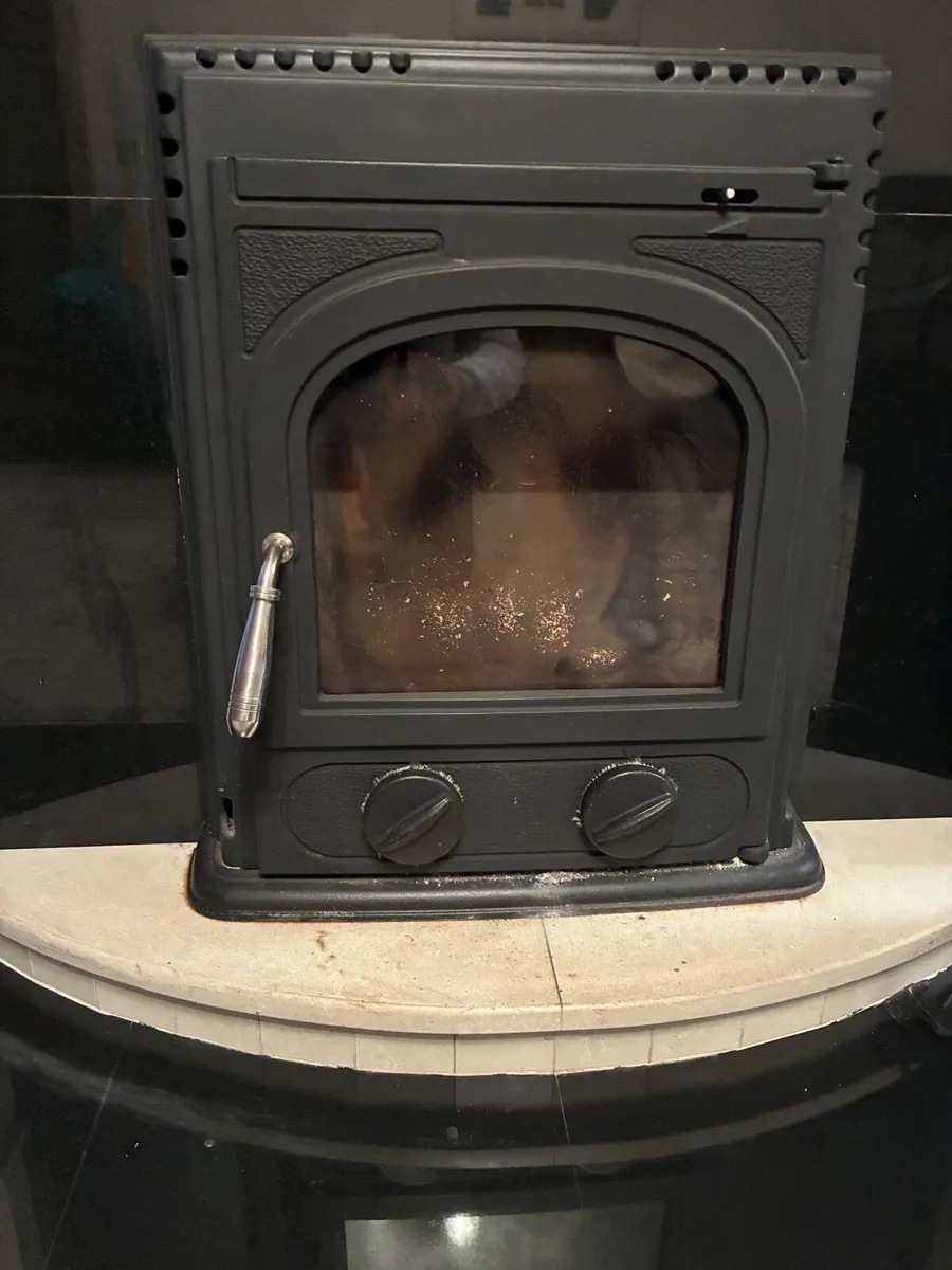 Stove - Image 2