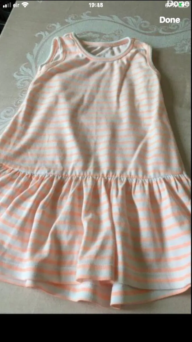 Girls dress 6/9 mths €3 - Image 2