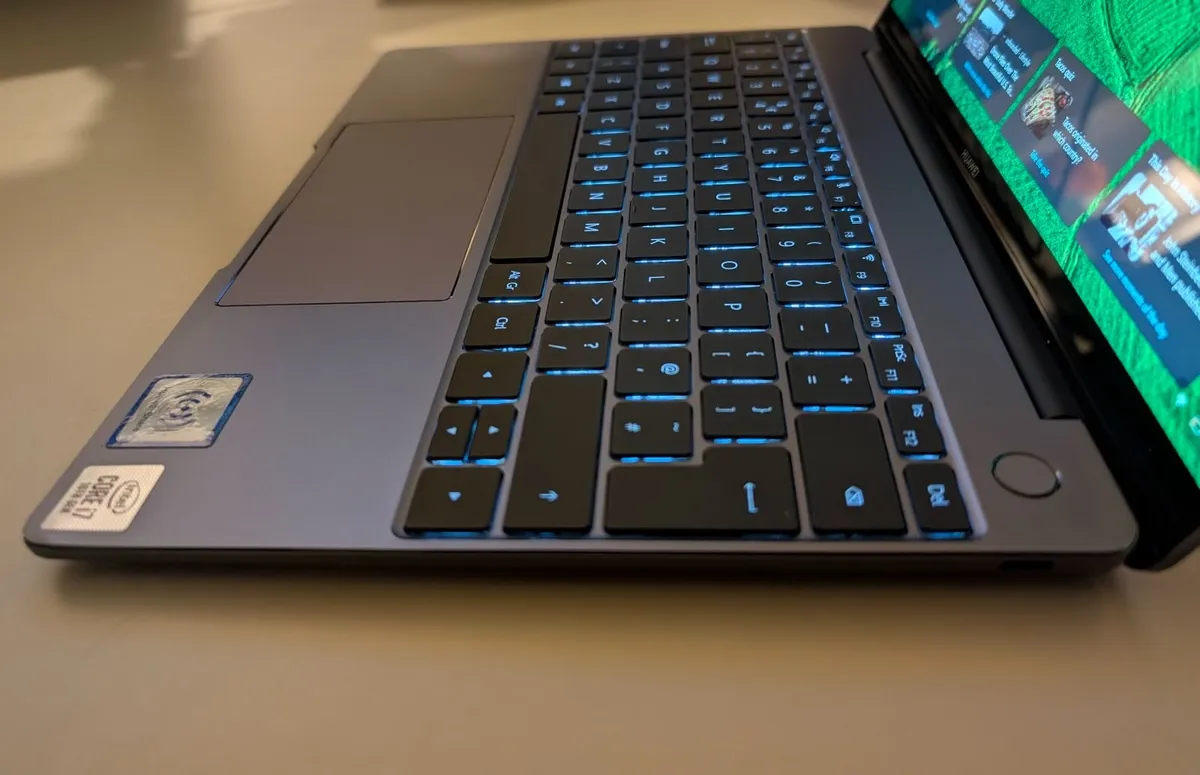 Huawei Laptop - Intel i7 - 16GB - Windows 11 💻 - Image 3