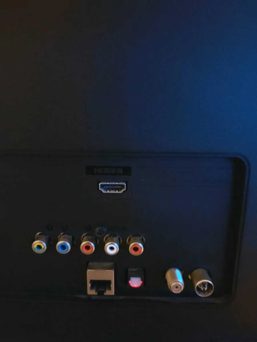 LG 43 inch TV - Image 4