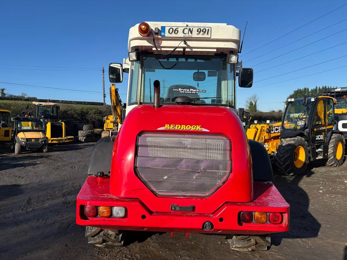 2006 Redrock 280s - Image 2