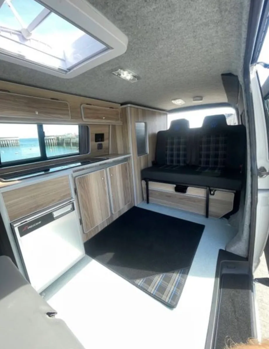 Volkswagen T5 Campervan - Image 4
