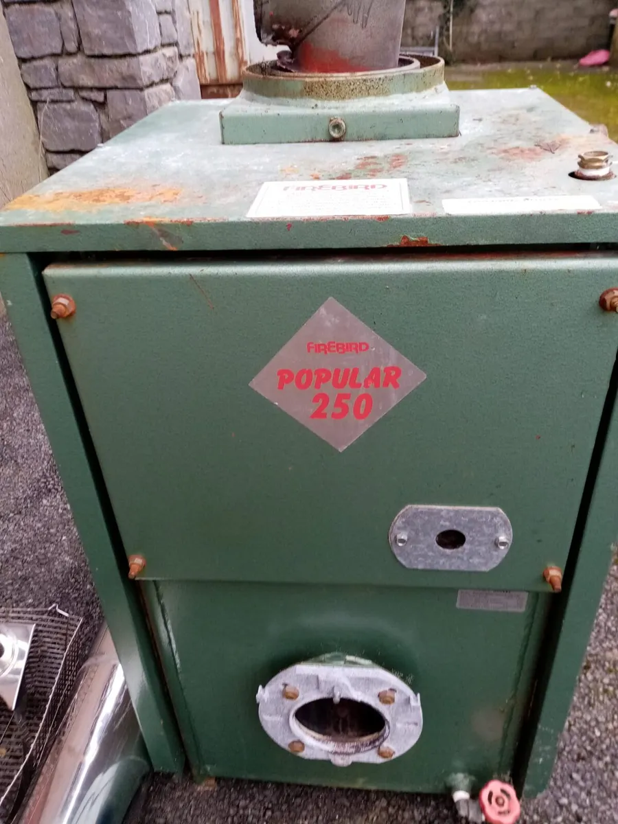 Oil boiler - Image 1