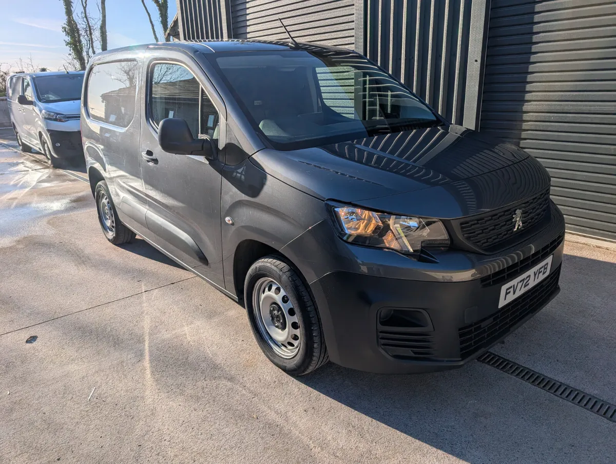 2022 Peugeot Partner 1.5Hdi Professional premium - Image 3