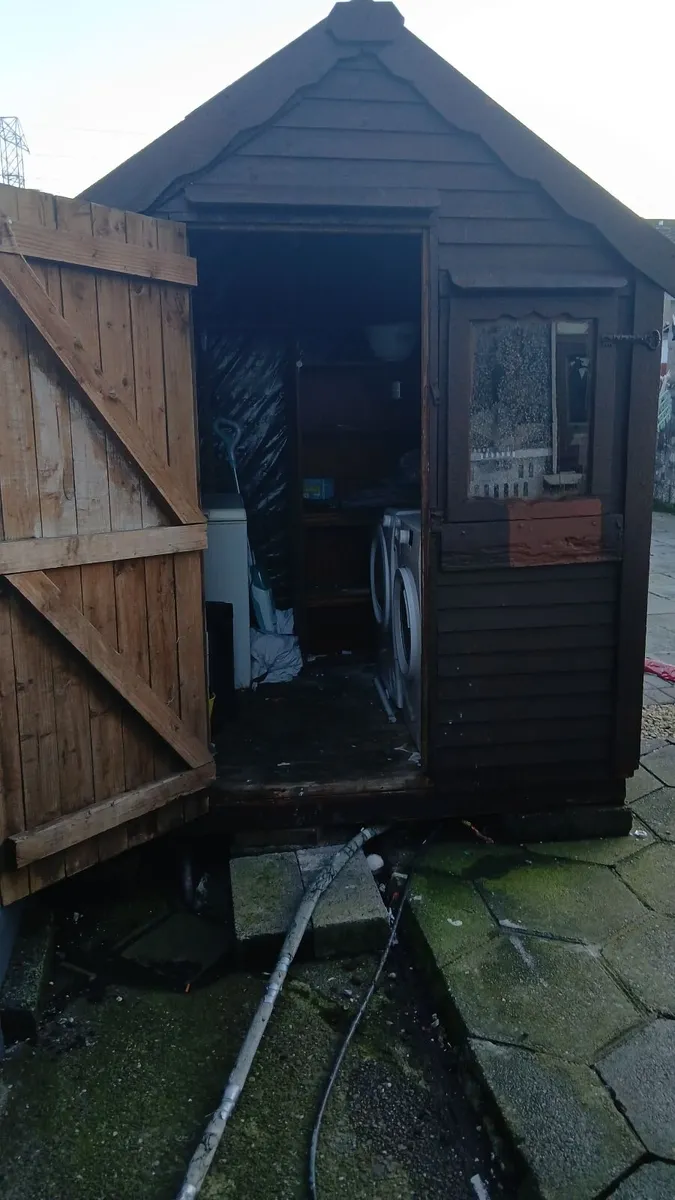 Timber shed - Image 1