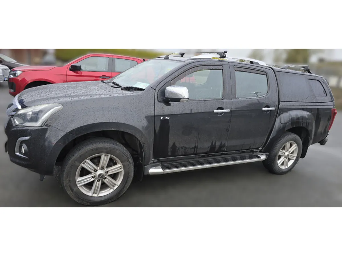 Isuzu D-Max 1.9L 4WD EURO 6 4DR CREW CAB - Image 4