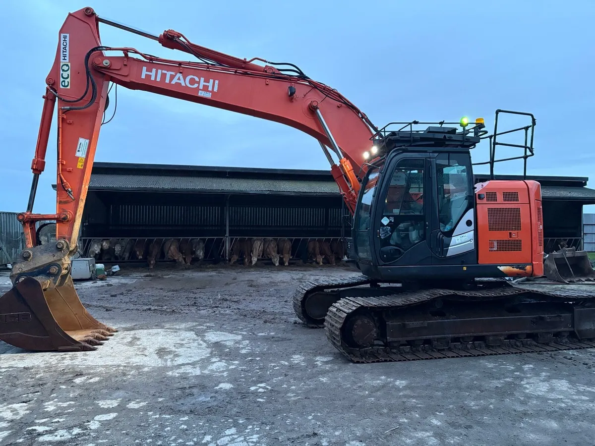 2019 Hitachi Zaxis 225-6 - Image 3