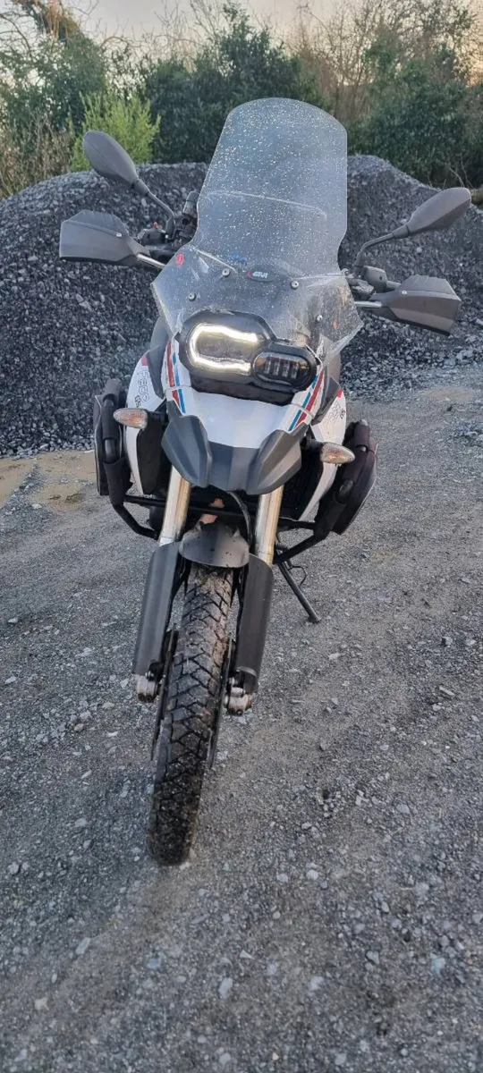 F800GS w/t extras - Image 1