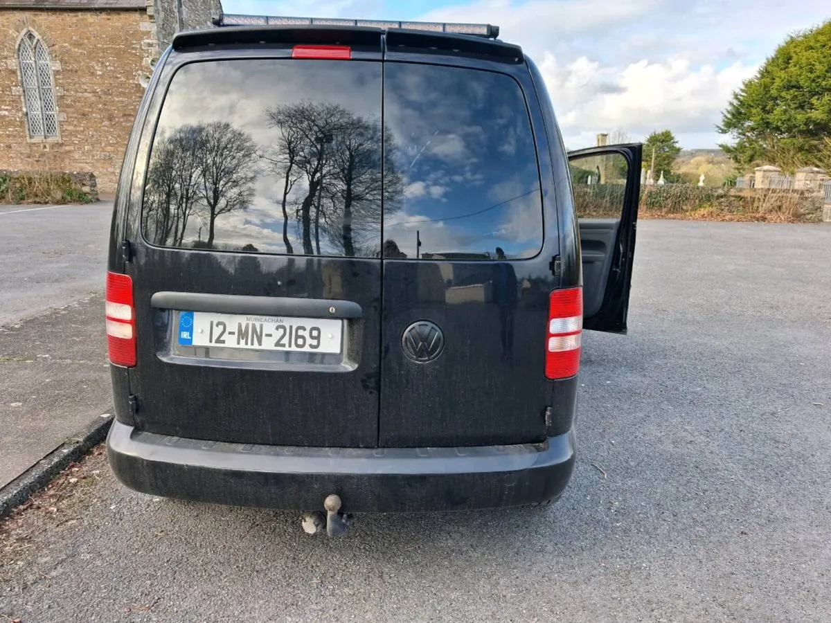 Caddy van - Image 4