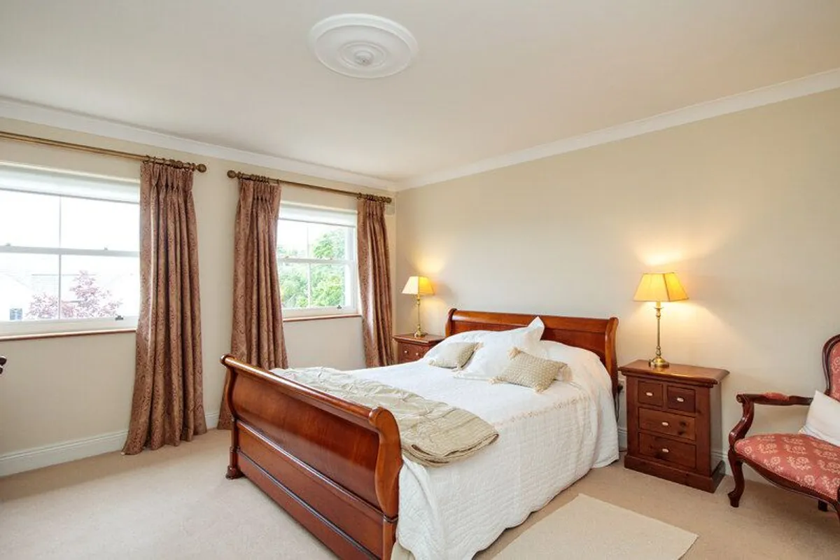 Solid Mahogany Style King Size Bed Frame - Image 3