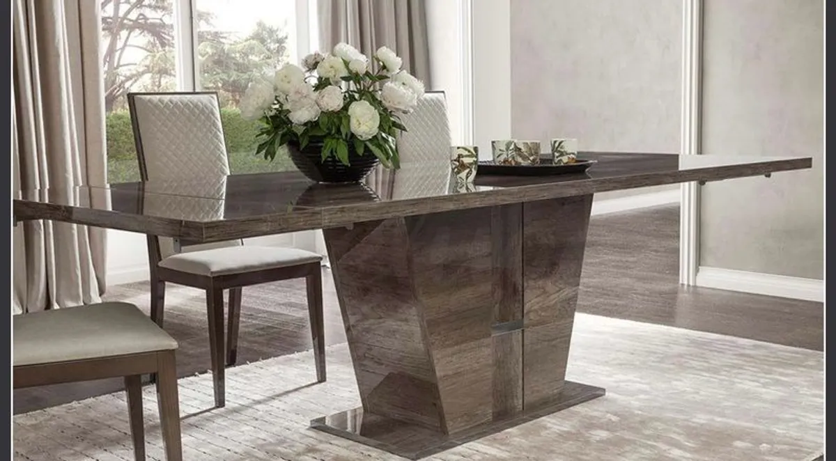 Dining Table - Image 4