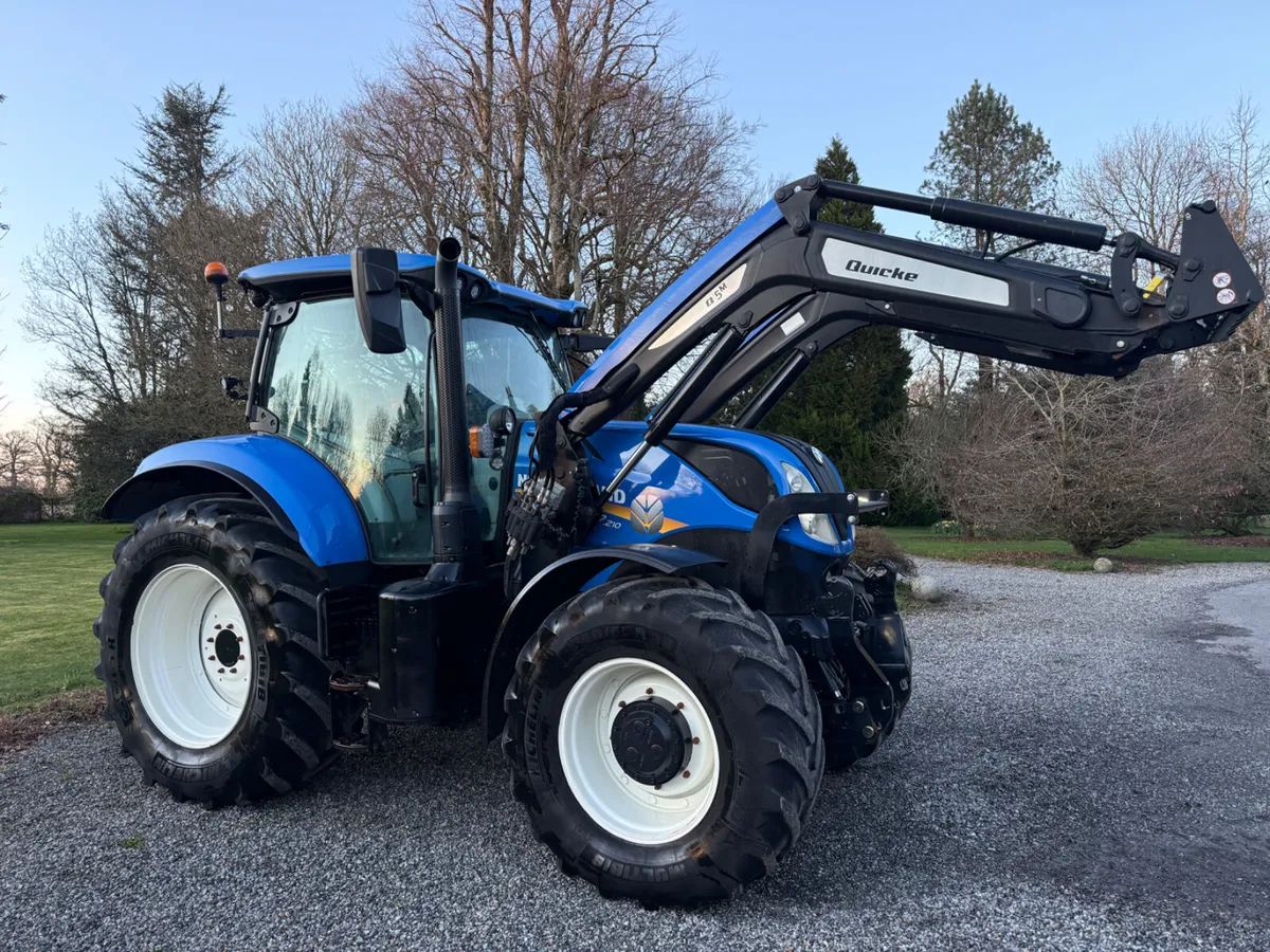 2022 New Holland T7.210 RC Quicke Q5m 1900 hours - Image 1