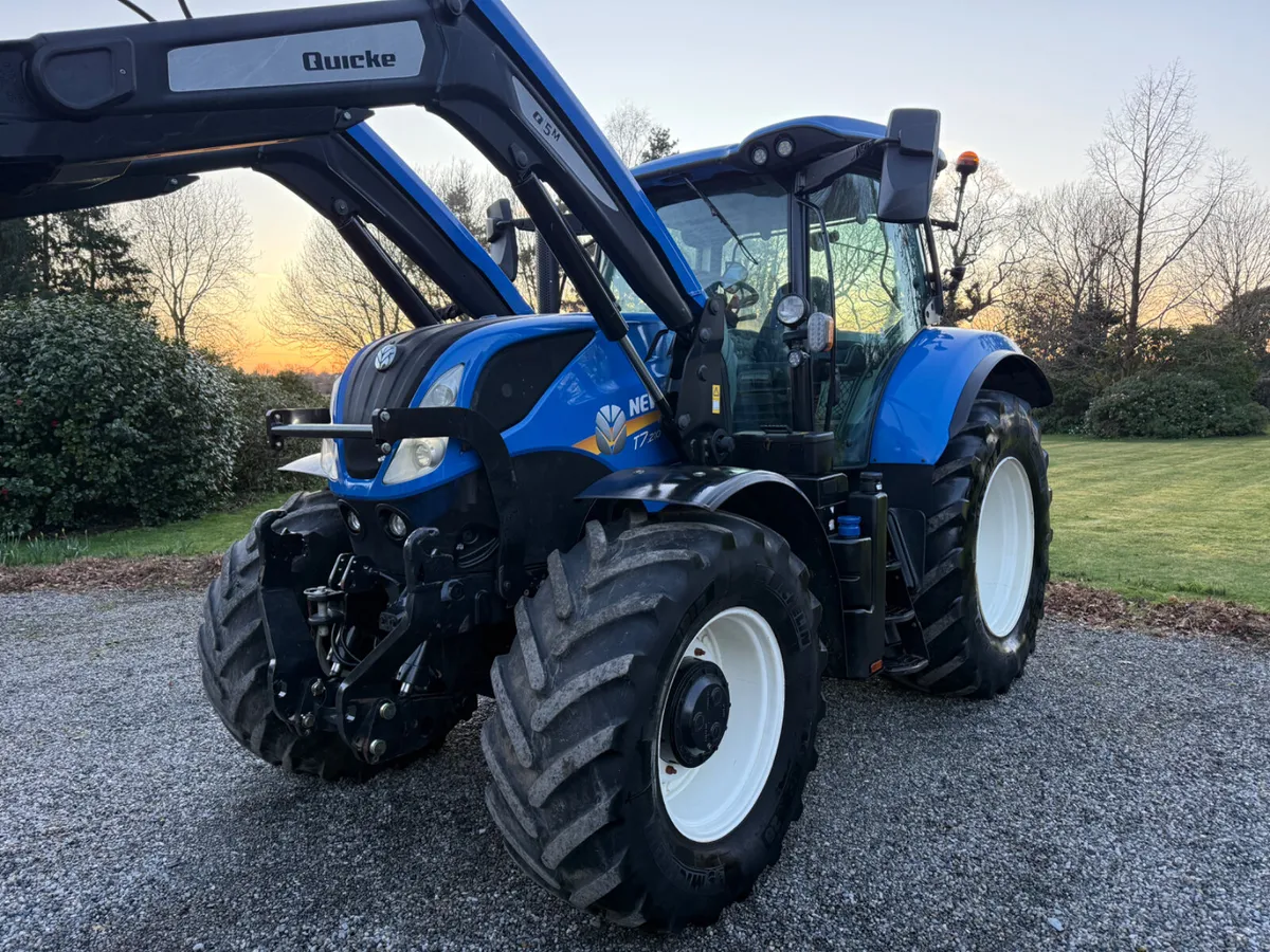 2022 New Holland T7.210 RC Quicke Q5m 1900 hours - Image 3