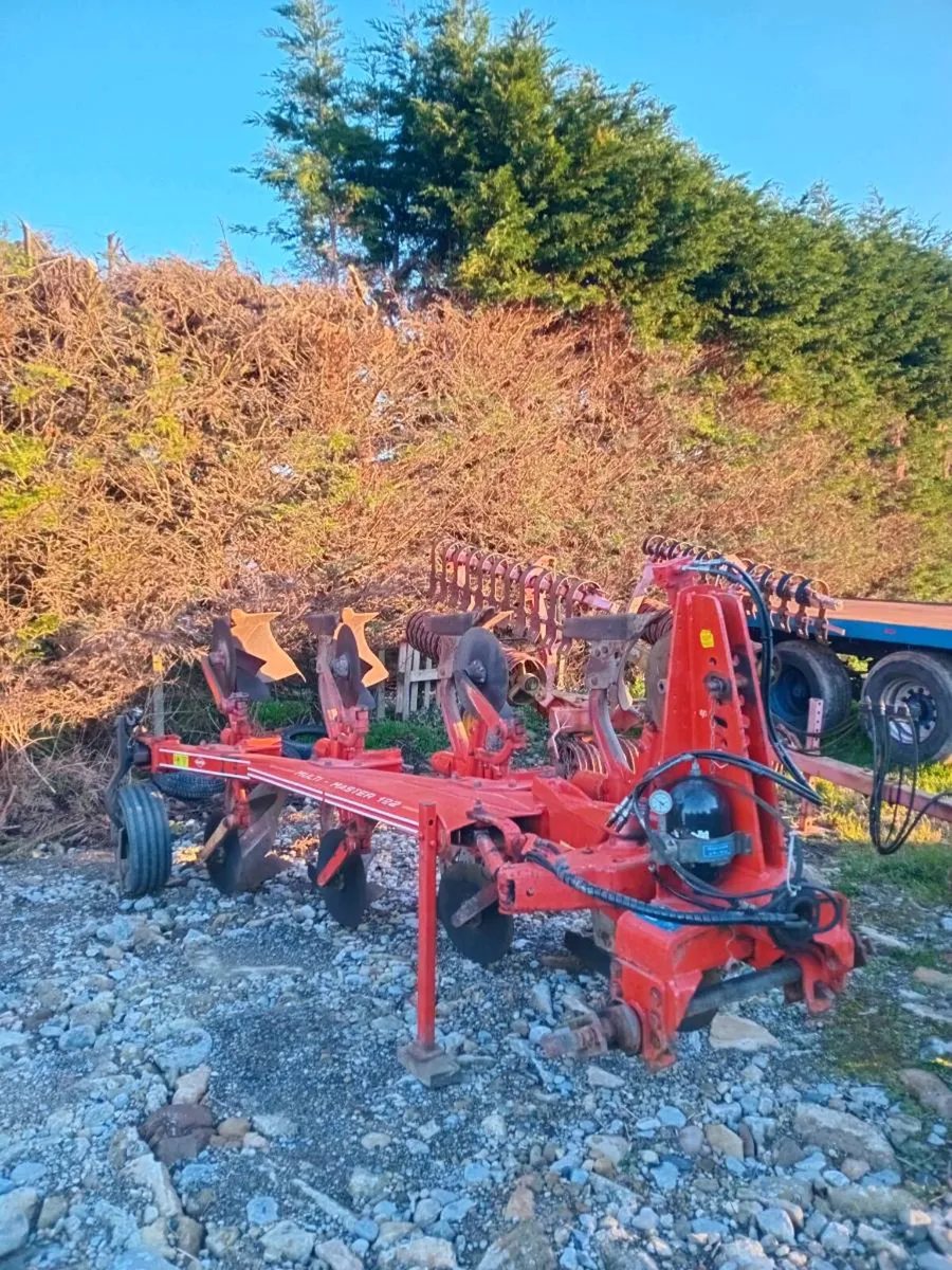 Kuhn Multi Master 122 ((Trade Inn,s)) - Image 1
