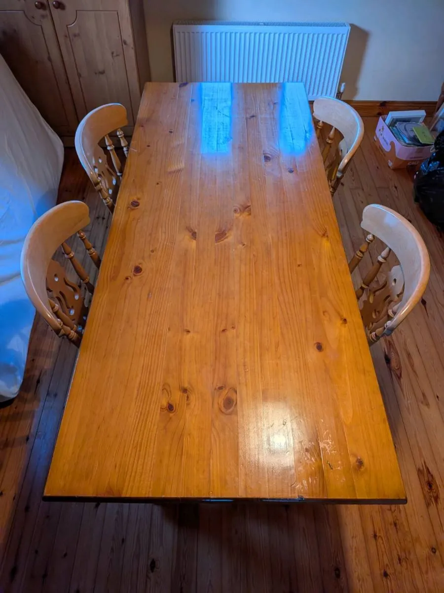 Dining table with 4 chairs - Image 1