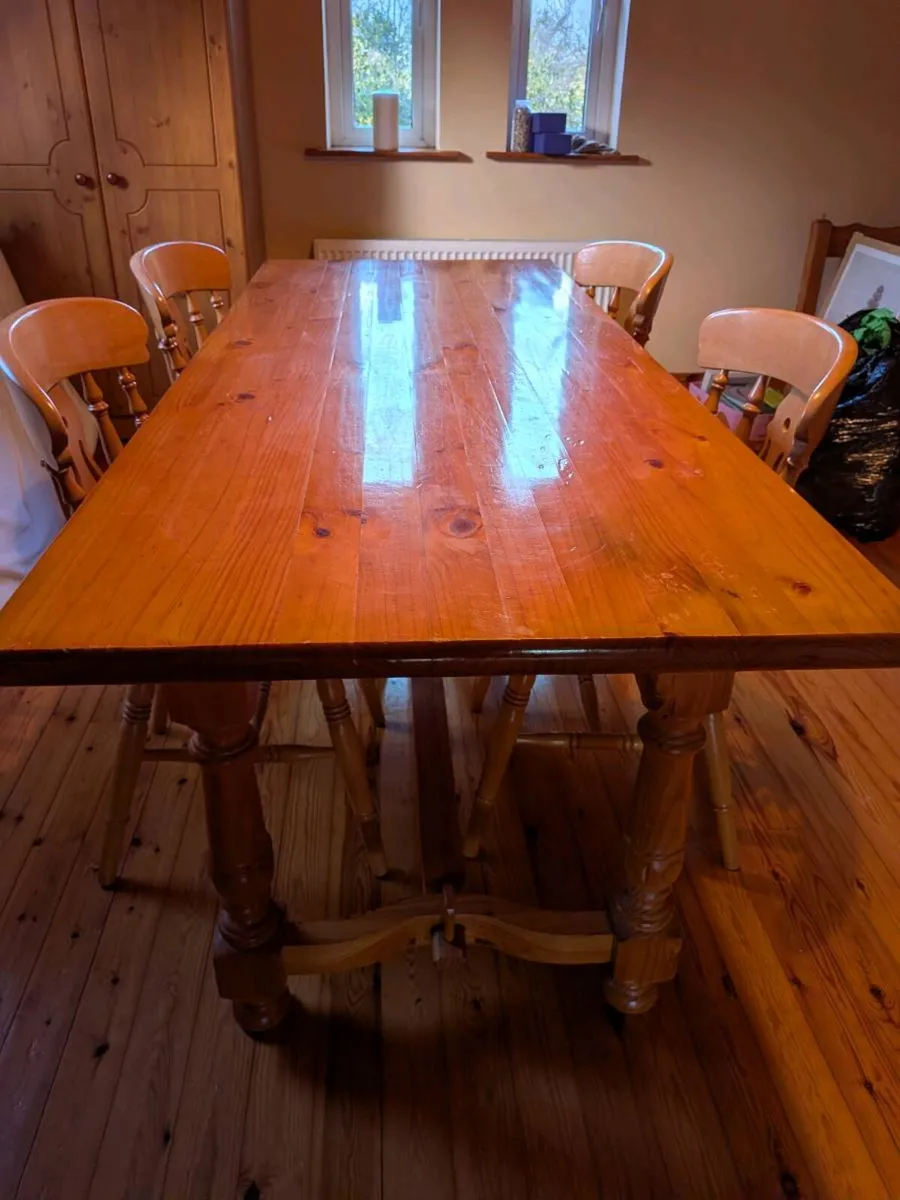 Dining table with 4 chairs - Image 2