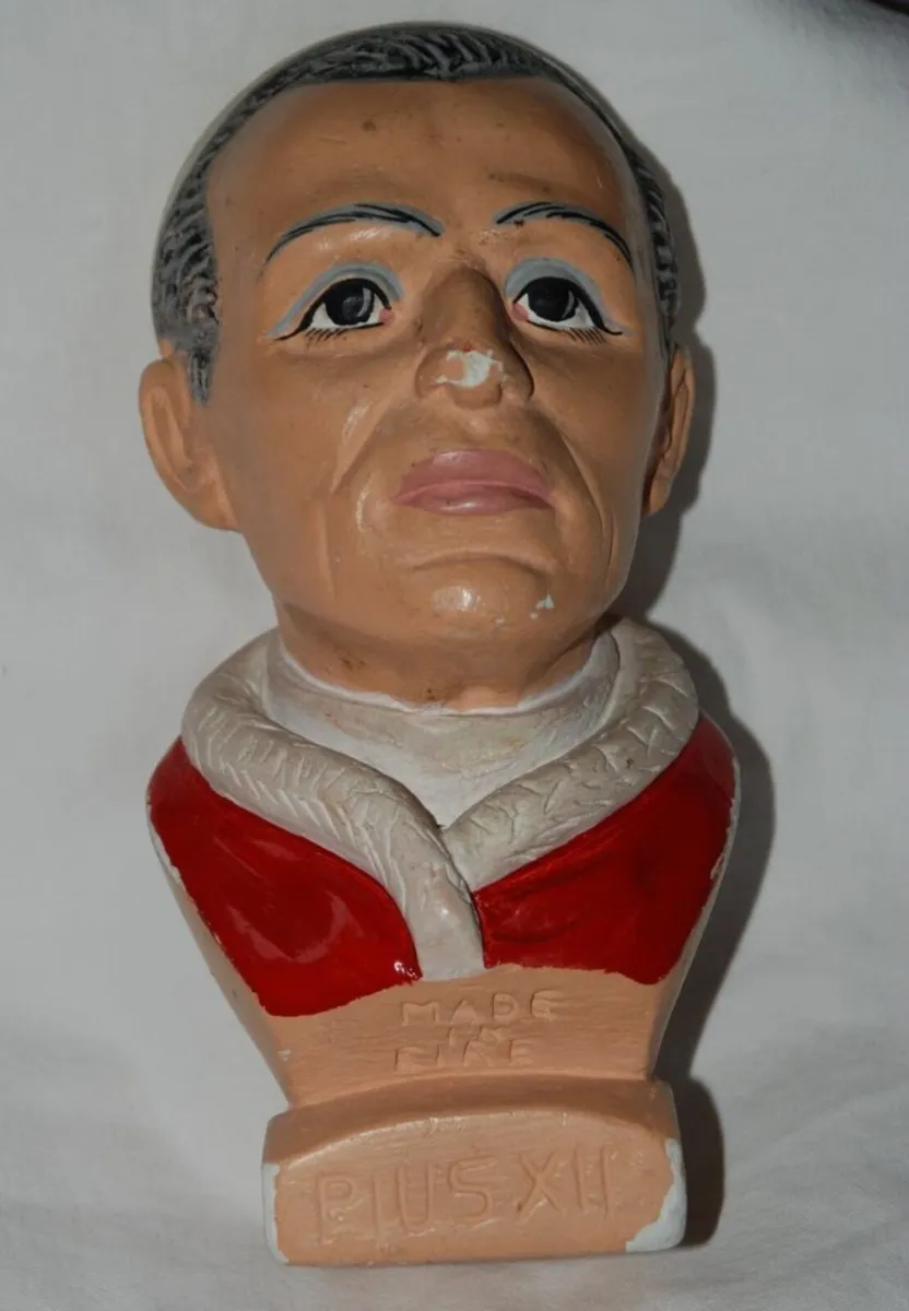 POPE PIUS XII Vtg 1950s Chalk ware Figure Statu - Image 3
