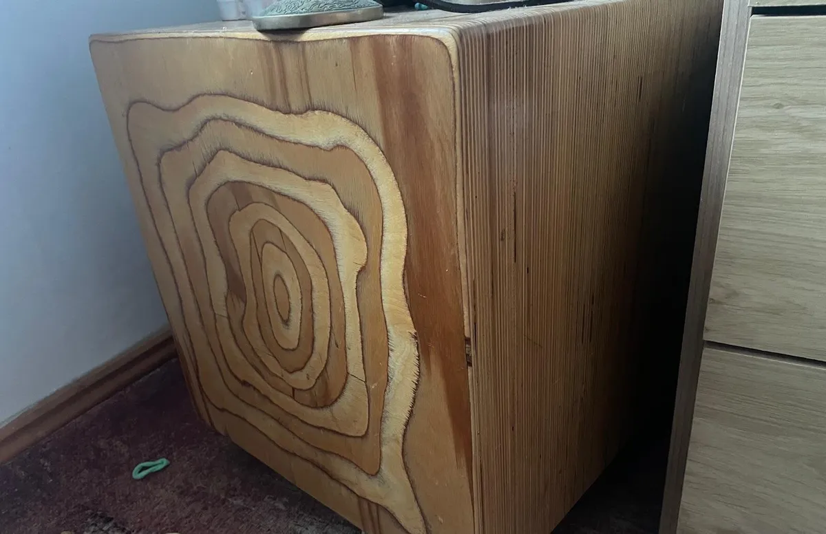 Side table on wheels - Image 2