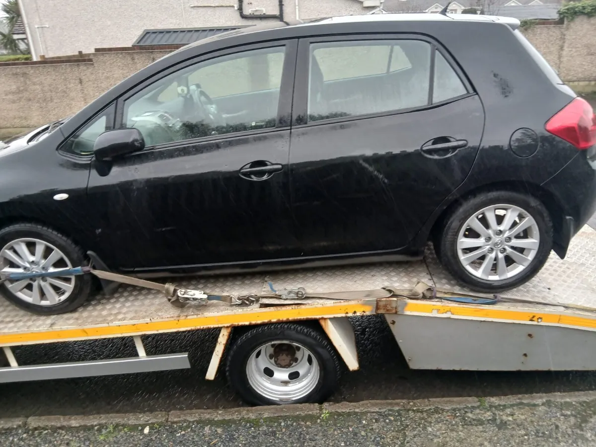 Toyota Auris 1.4 petrol - Image 4