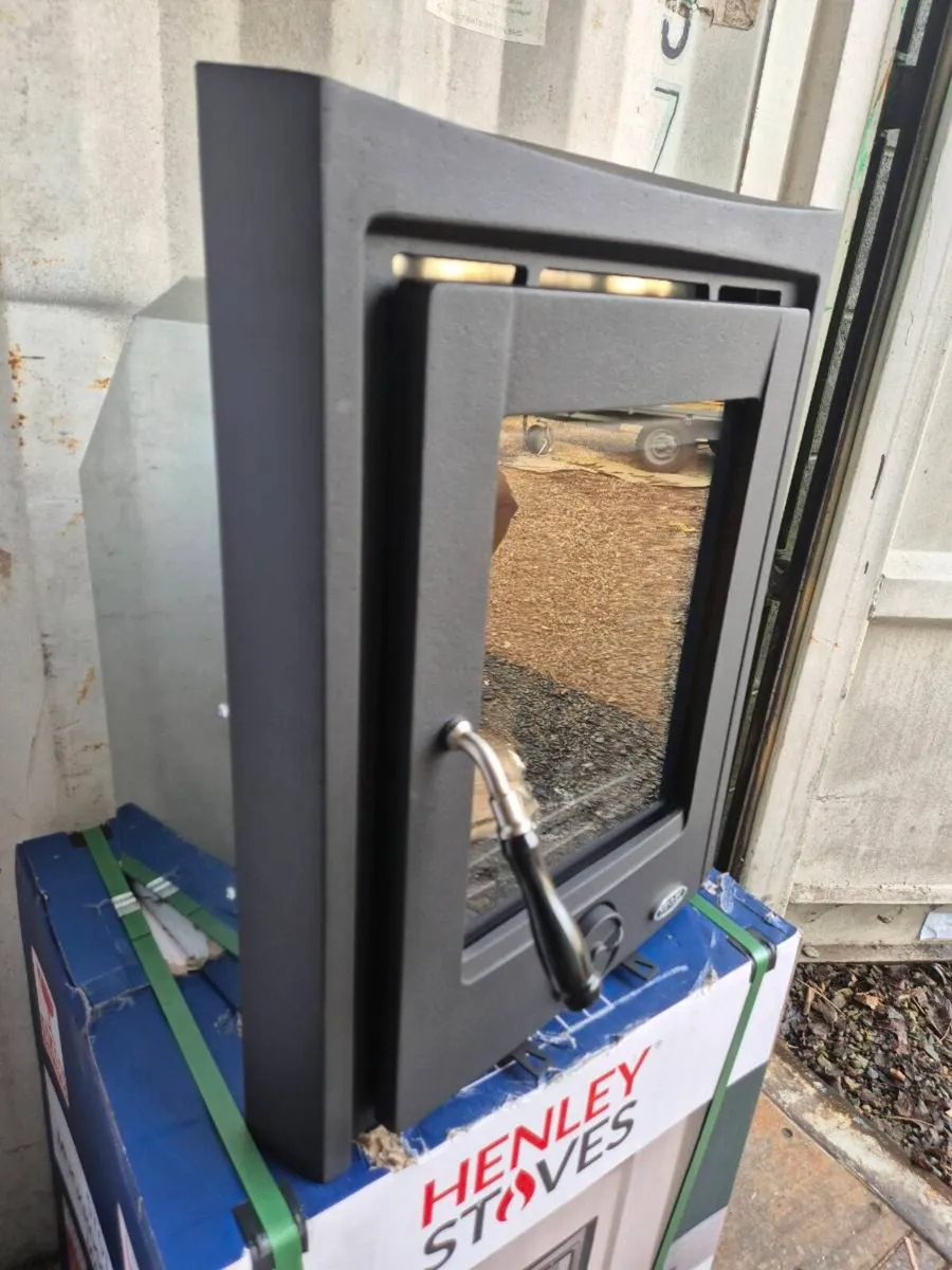 Inset stove - Image 2