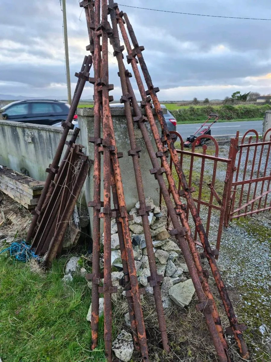 Kwikstage scaffolding - Image 3