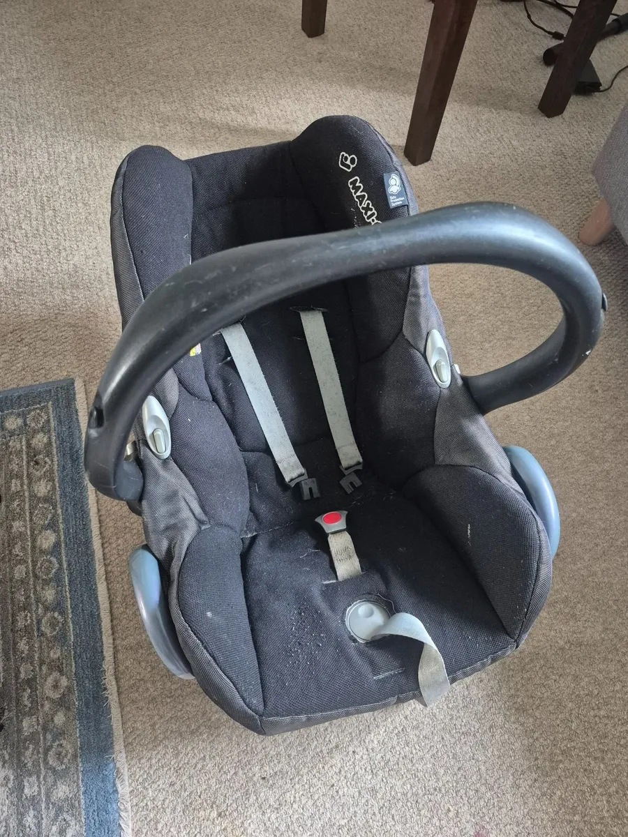 Car Seat - Image 1