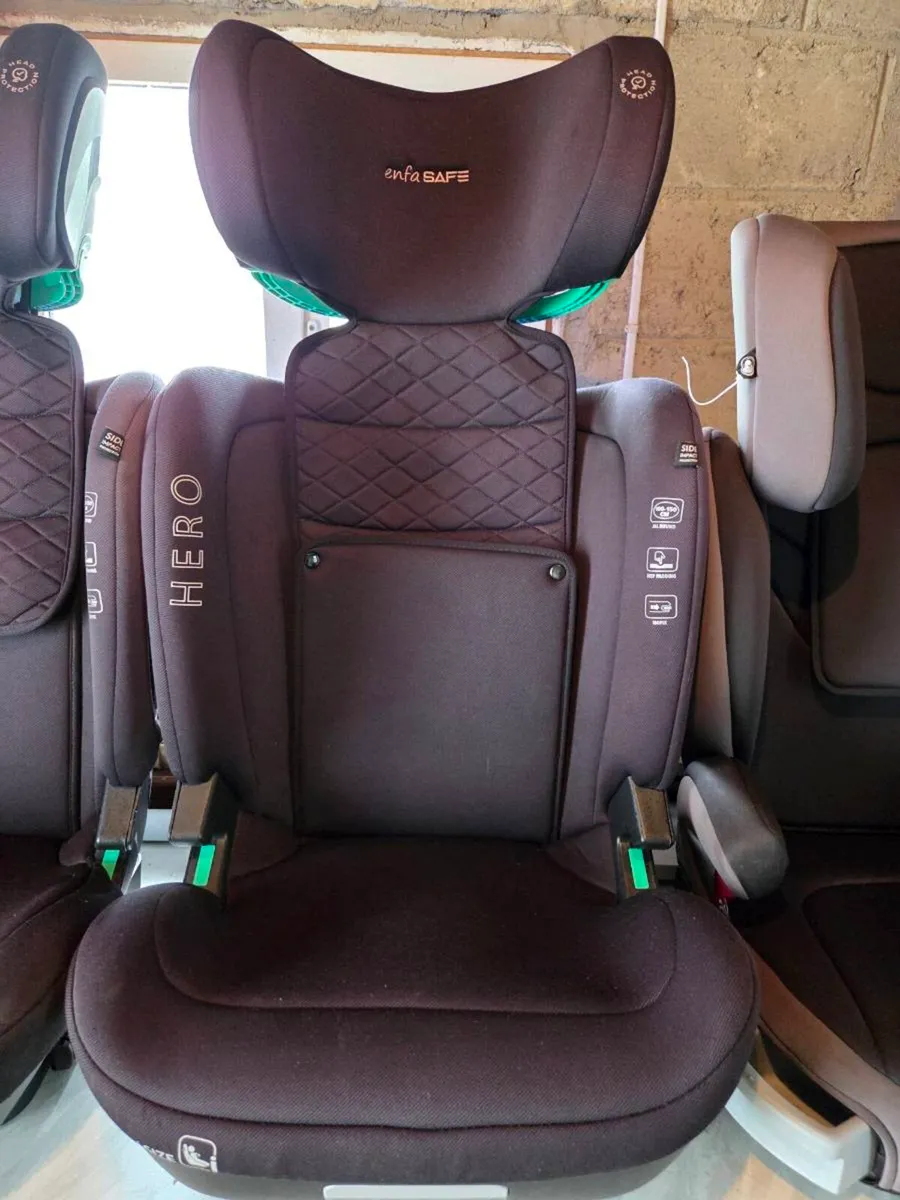 3 High-Back Booster car seats - Image 2