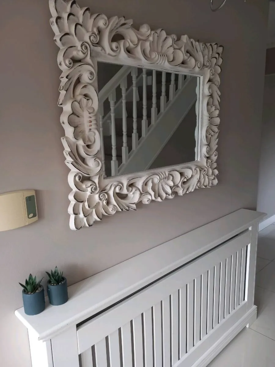 Mirror Mindy and Brownes - Image 1