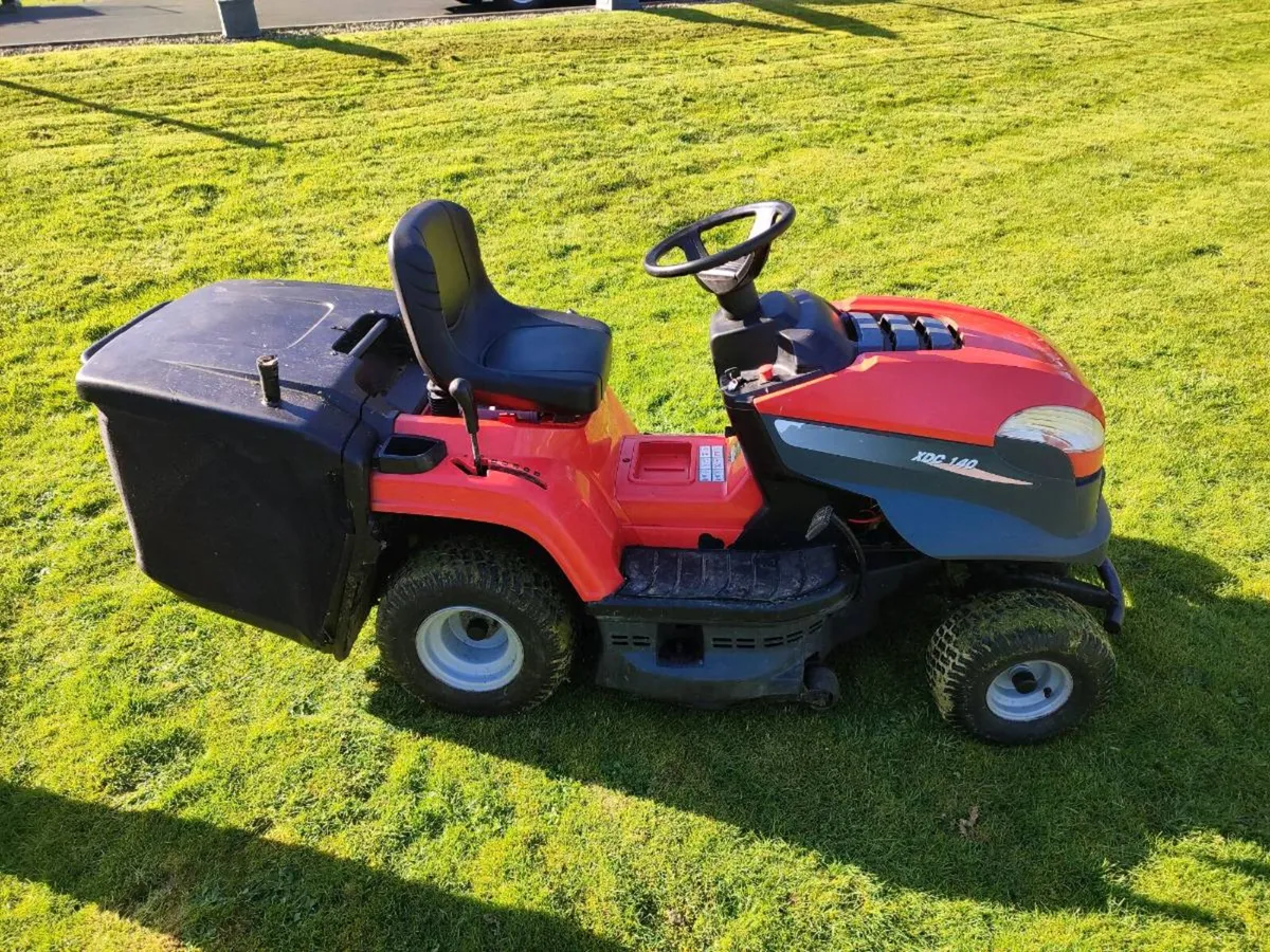 Ride on Lawnmower - Image 1