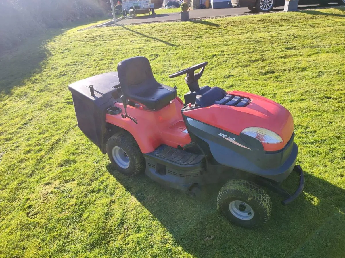 Ride on Lawnmower - Image 2