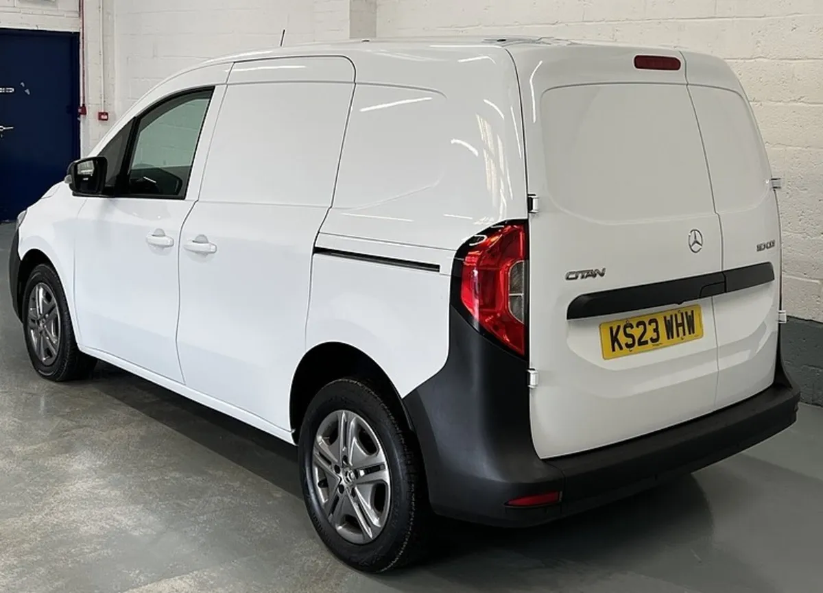 2023 Mercedes-Benz Citan Panel Van - Image 3