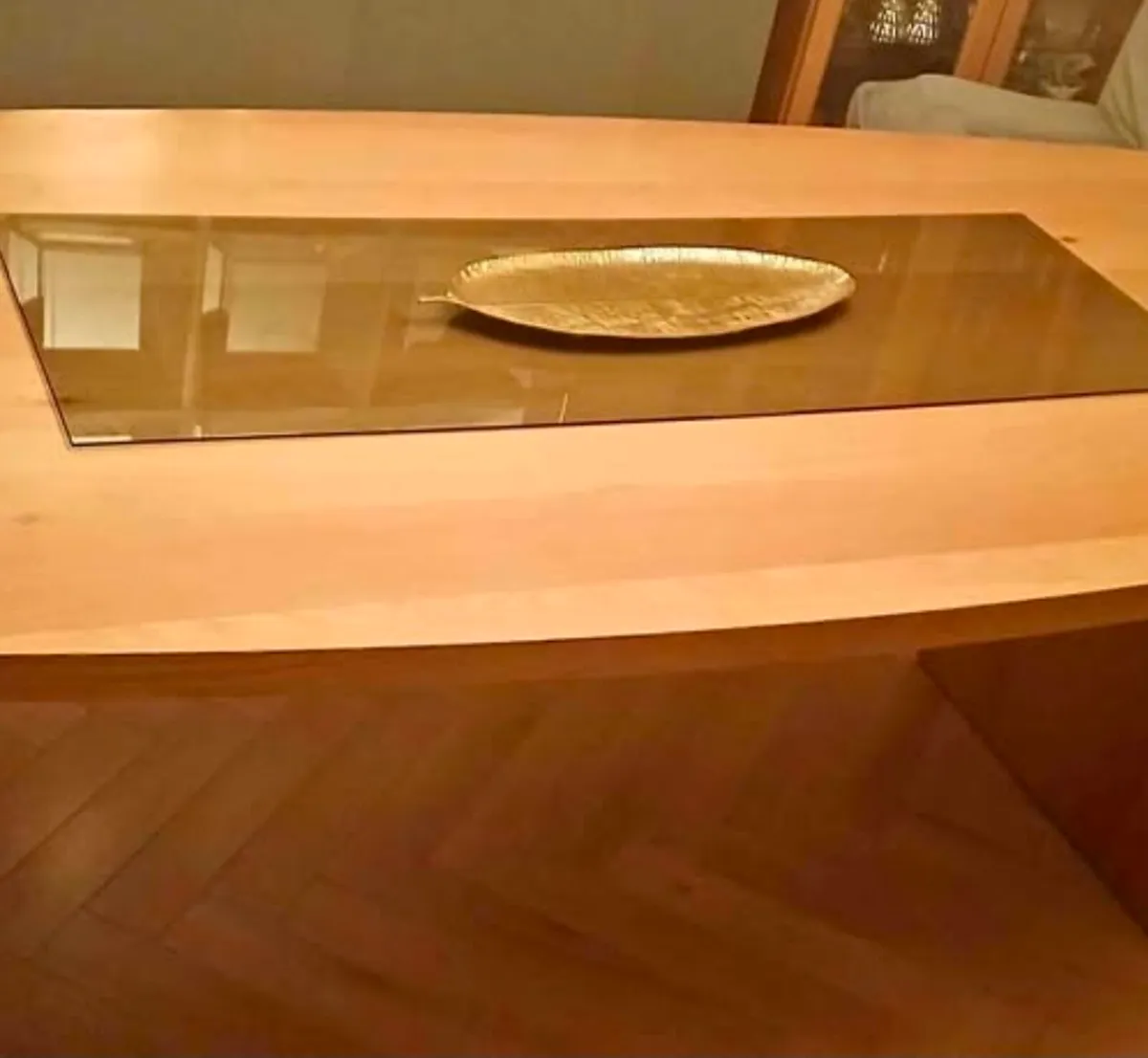 Oak dining table - Image 4