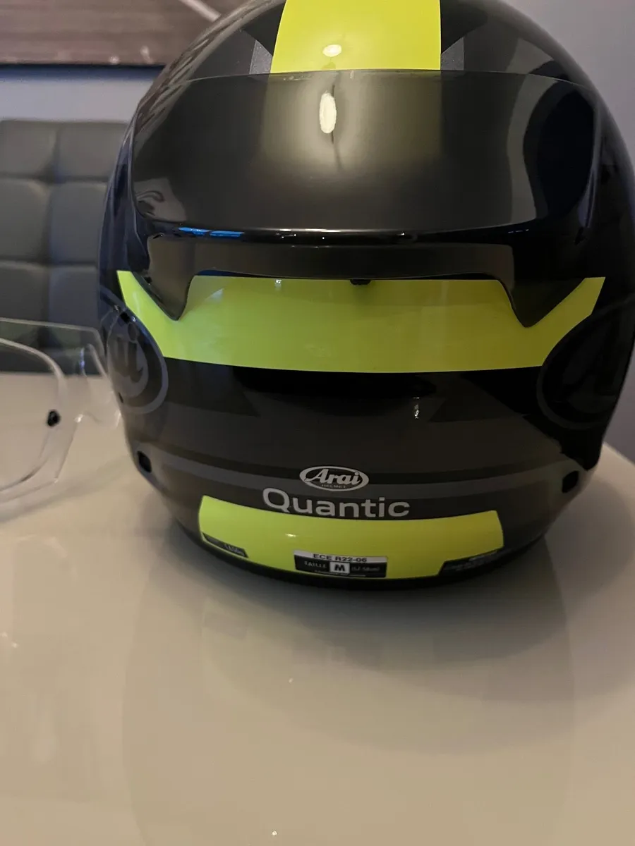 !!PRICE DROP!!Arai quantic helmet - Image 4