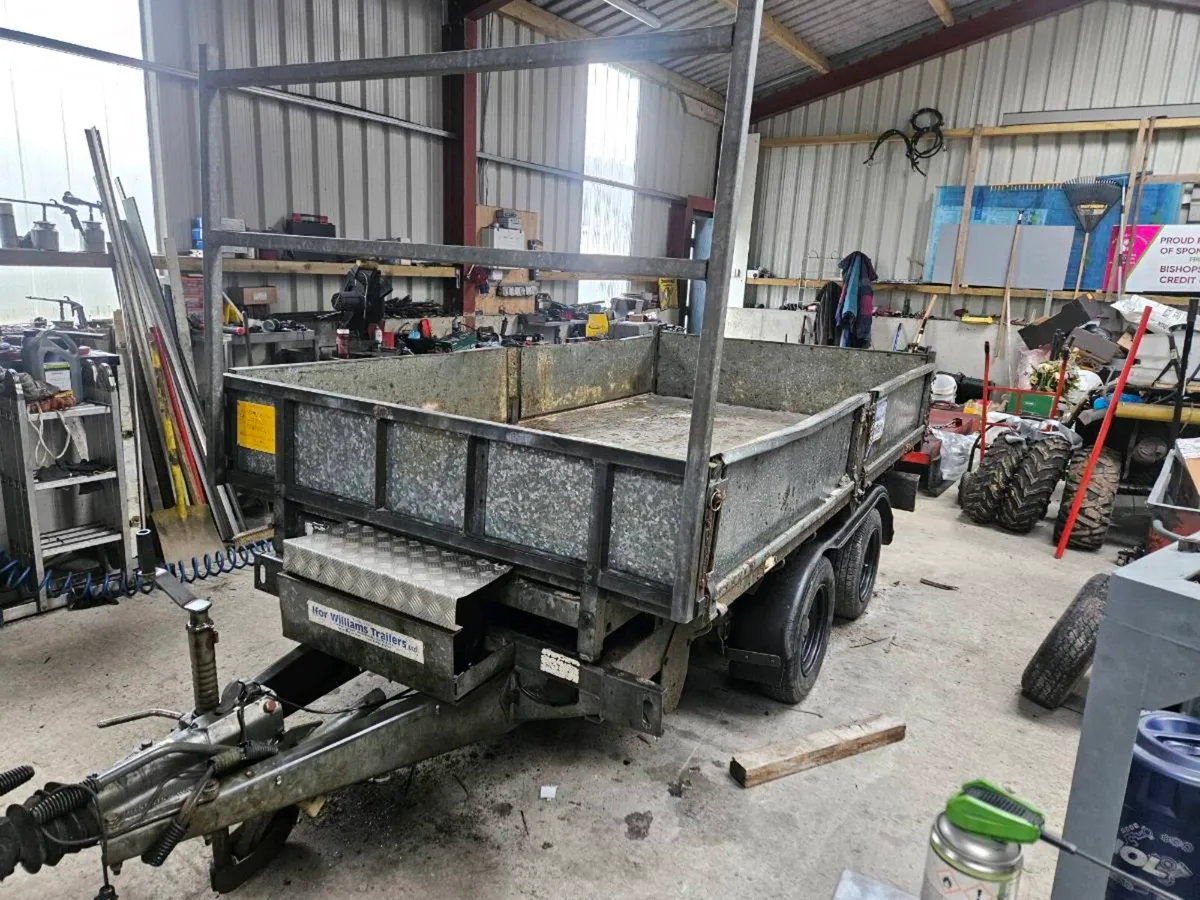 Tipping trailer - Image 1