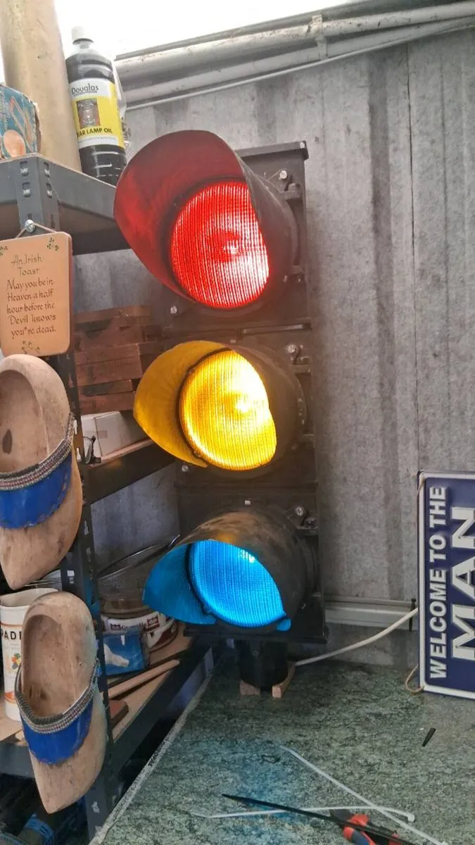 Traffic lights - Image 1