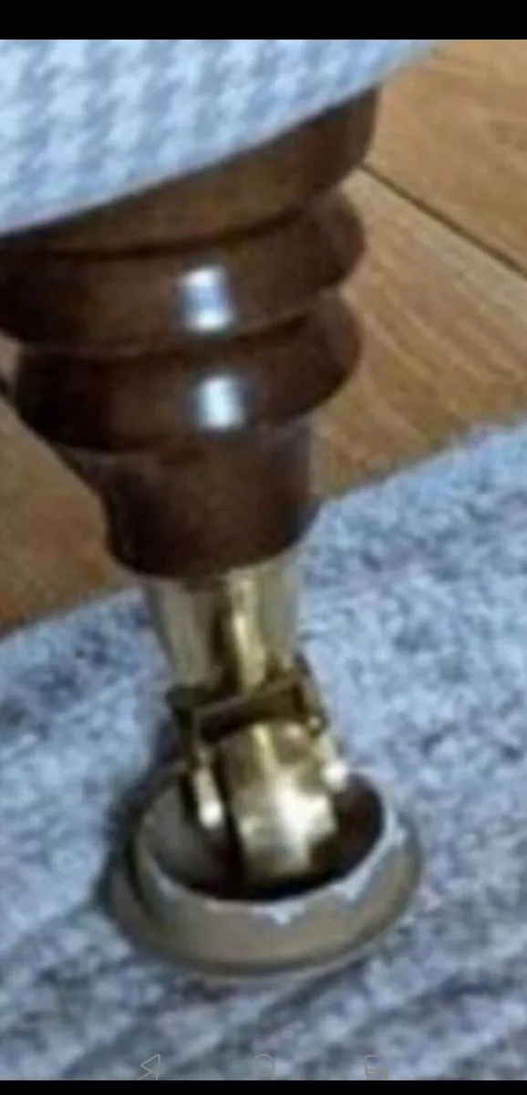 Laura Ashley 2 Seater Couch C/W Front Brass Castor - Image 3