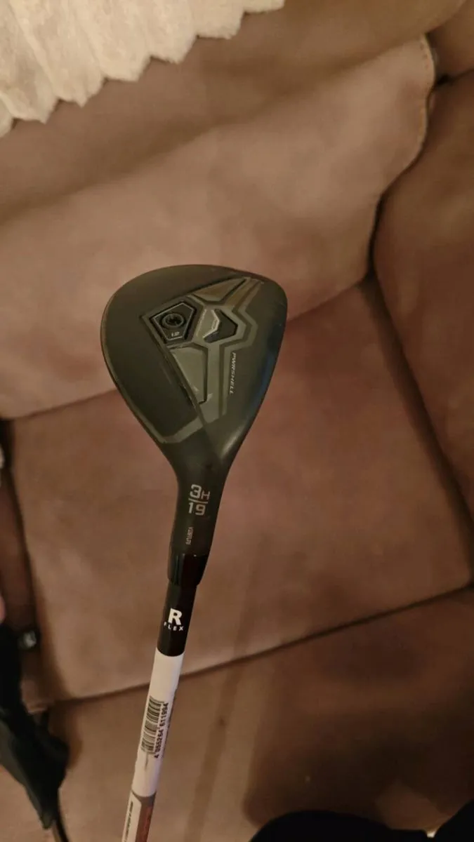 Cobra dark speed 3 hybrid regular - Image 1