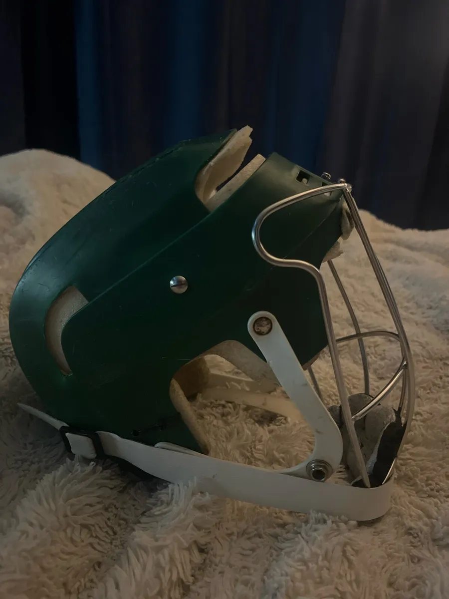 Cooper hurling helmet - Image 4