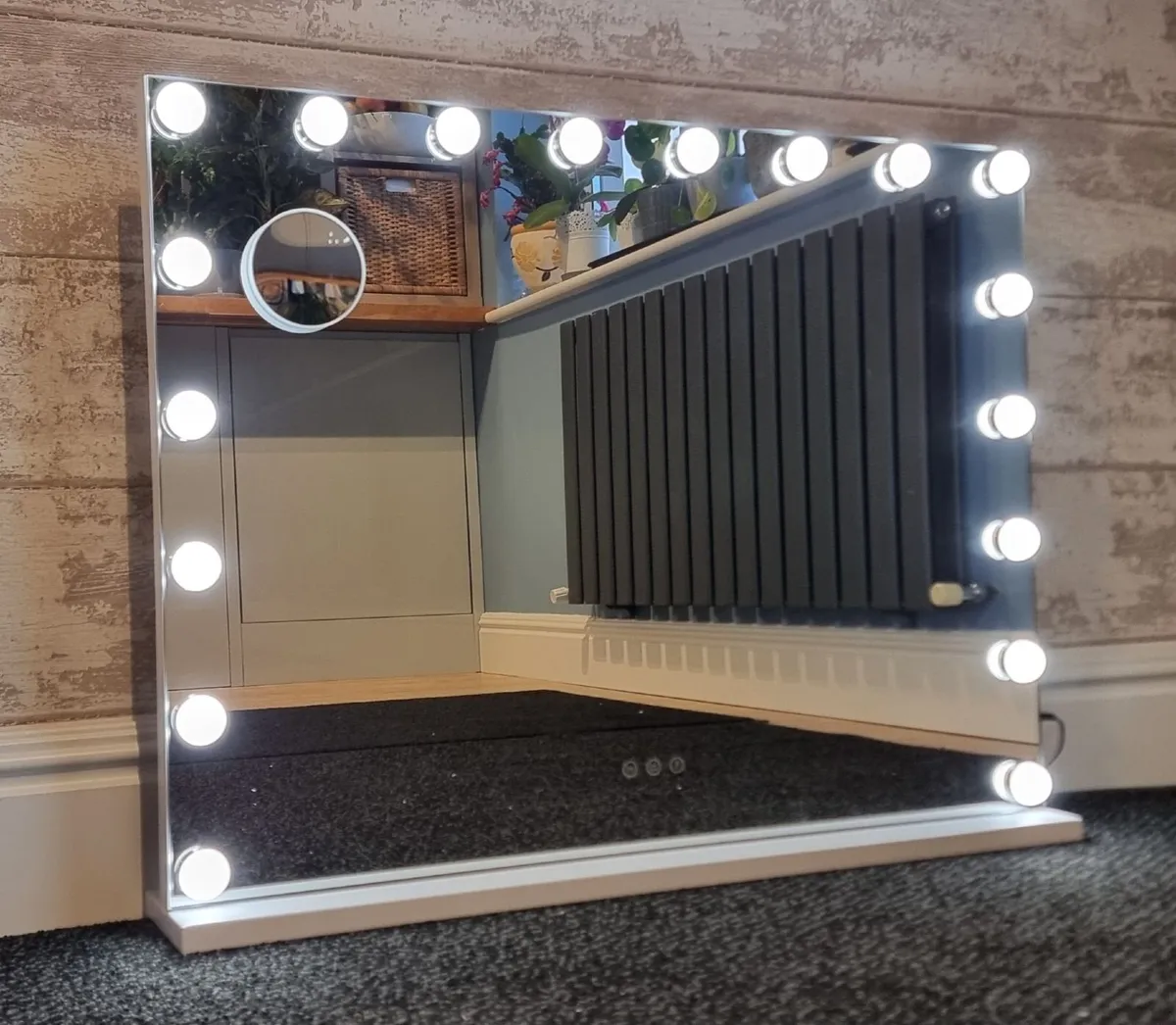 Hollywood Vanity Makeup Desk Cosmetic Mirror - Image 4