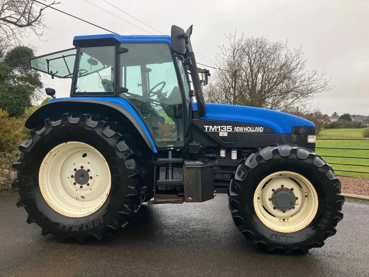 New Holland TM 135 - Image 2